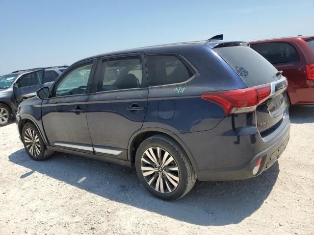 2019 Mitsubishi Outlander SE