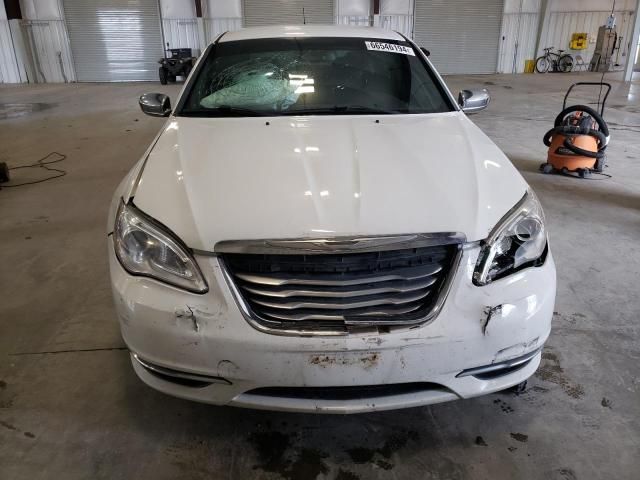 2013 Chrysler 200 Limited