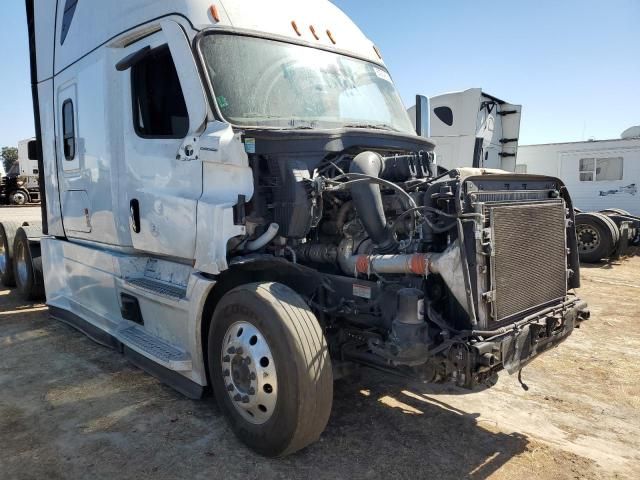 2022 Freightliner Cascadia 126