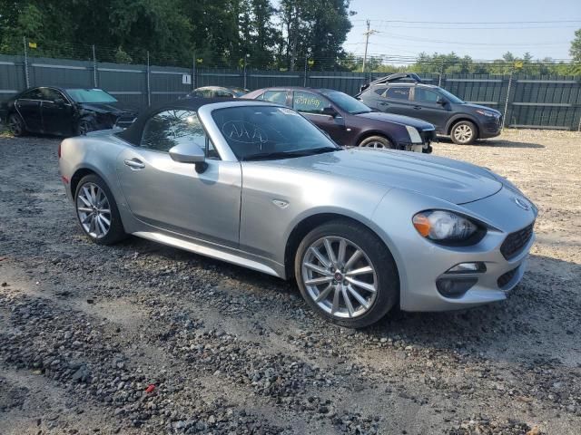 2018 Fiat 124 Spider Classica