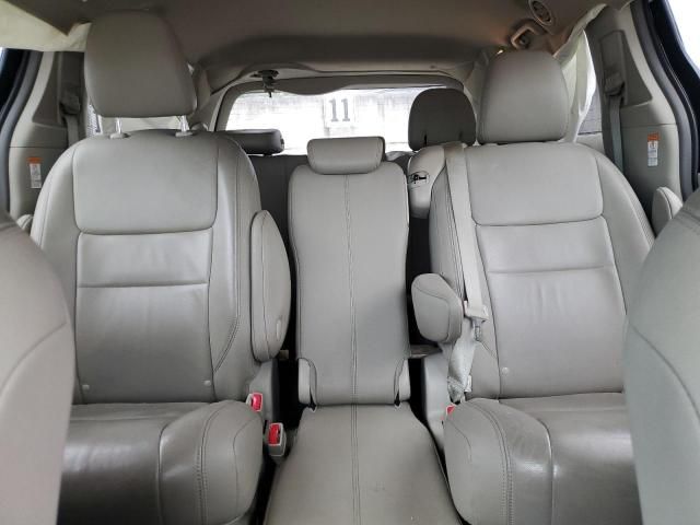 2015 Toyota Sienna XLE