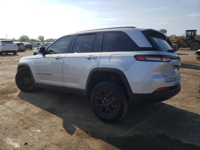 2024 Jeep Grand Cherokee Laredo