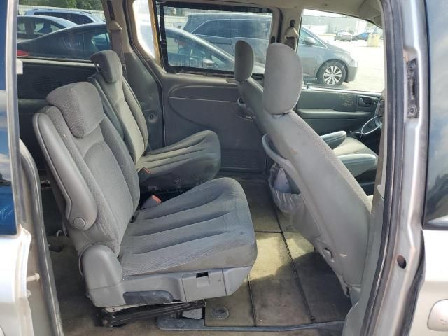 2006 Chrysler Town & Country LX