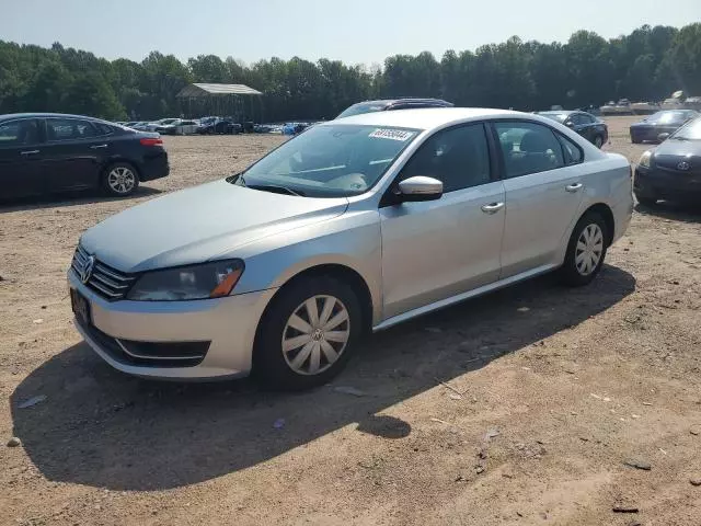 2013 Volkswagen Passat S