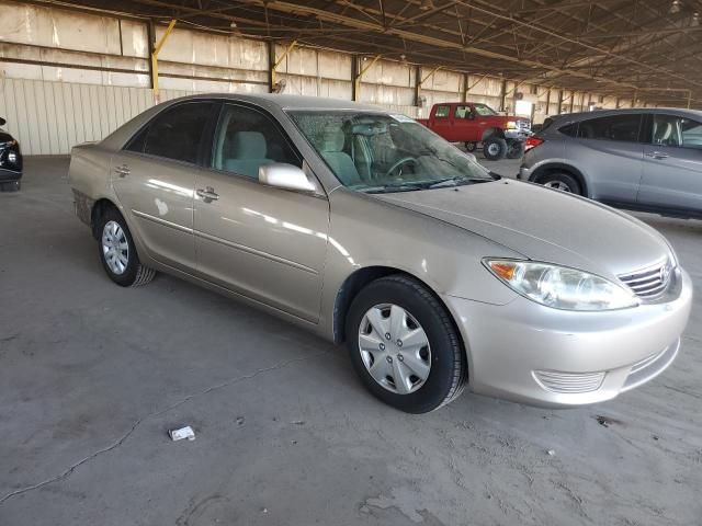 2005 Toyota Camry LE