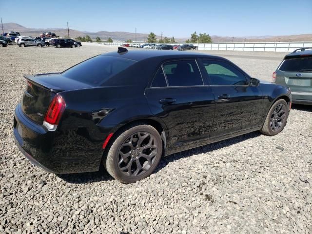 2020 Chrysler 300 Touring