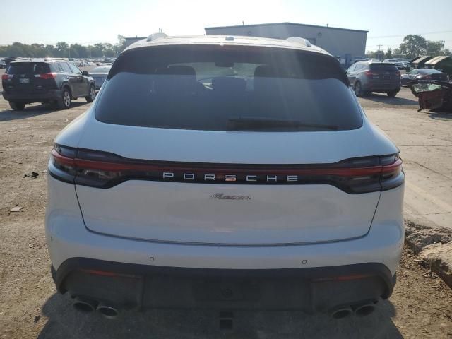 2023 Porsche Macan Base