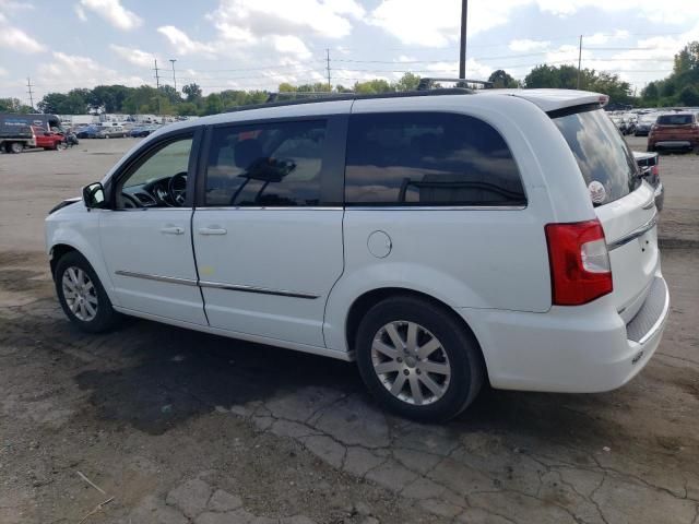 2016 Chrysler Town & Country Touring