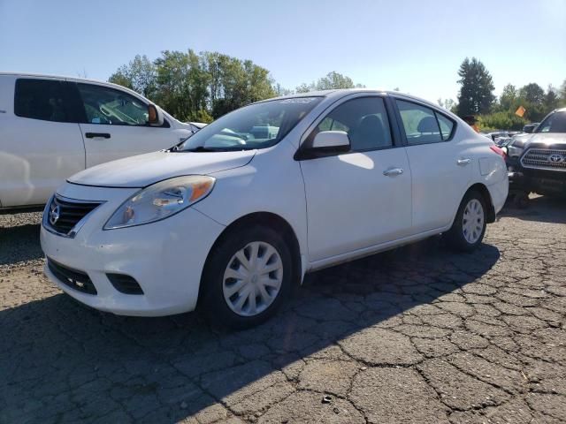 2013 Nissan Versa S