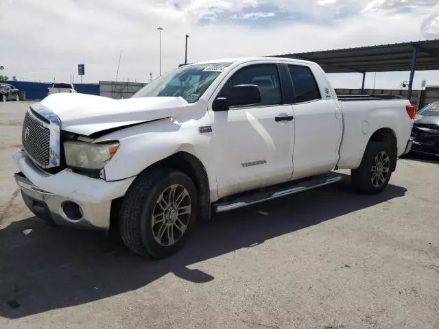 2013 Toyota Tundra Double Cab SR5