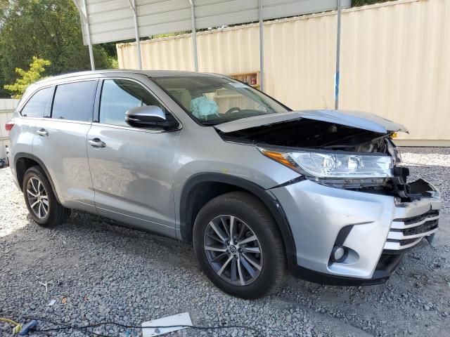 2018 Toyota Highlander SE