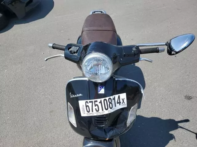 2005 Vespa Granturismo 200