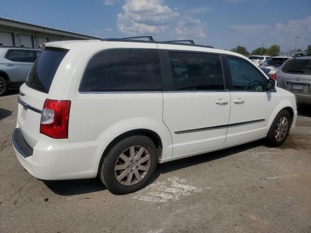 2013 Chrysler Town & Country Touring