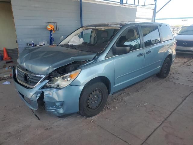 2010 Volkswagen Routan S