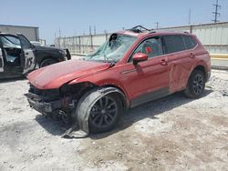 Carros salvage sin ofertas aún a la venta en subasta: 2022 Volkswagen Tiguan SE