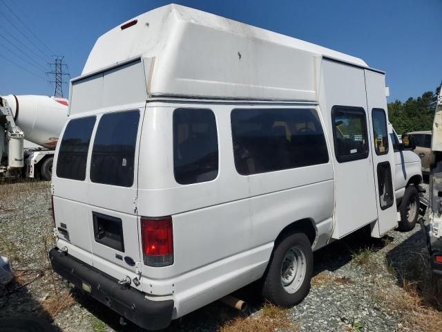 2013 Ford Econoline E350 Super Duty Van