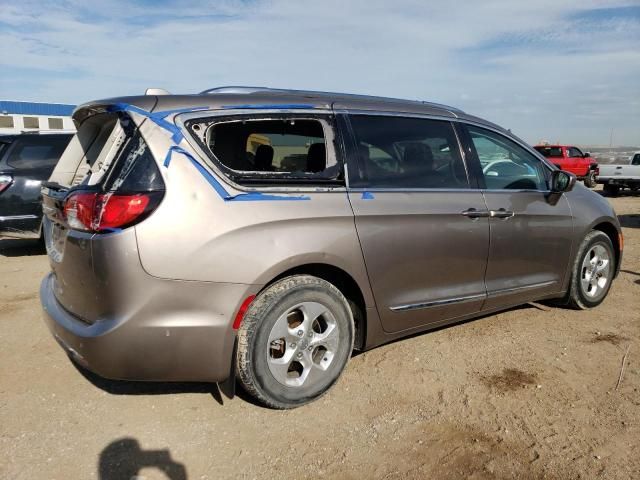 2017 Chrysler Pacifica Touring L Plus