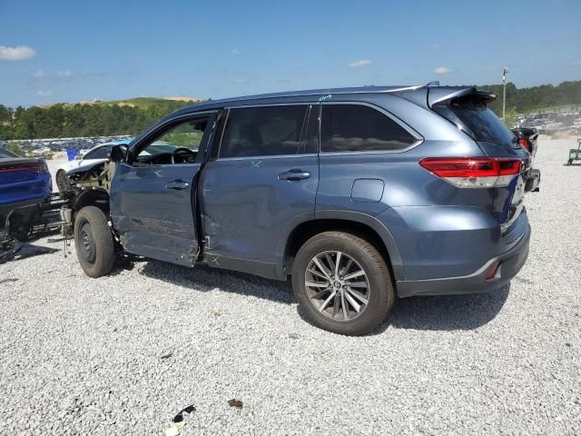 2019 Toyota Highlander SE