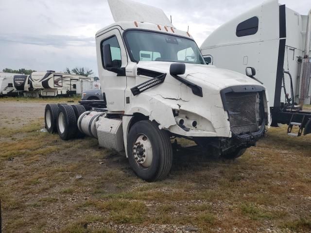 2023 Freightliner Cascadia 126