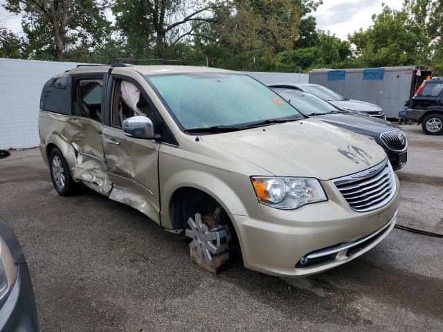 2011 Chrysler Town & Country Touring L