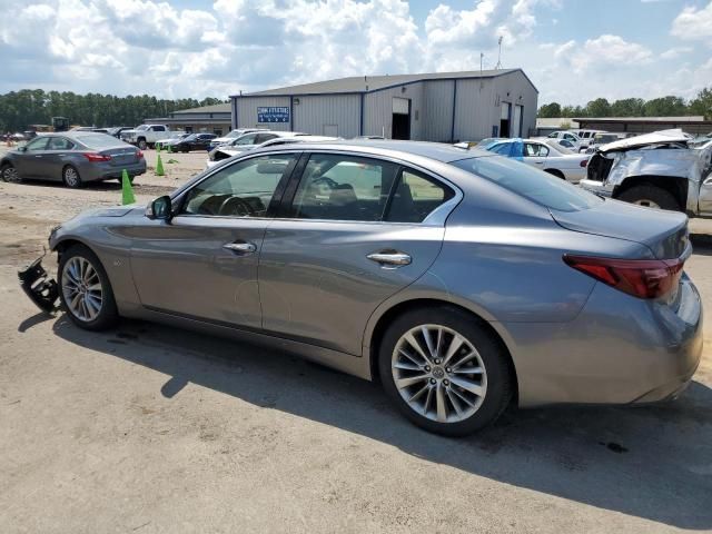 2018 Infiniti Q50 Luxe