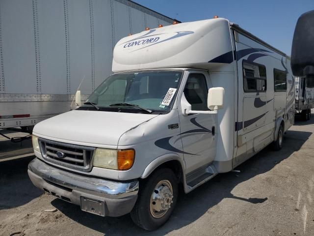 2004 Coachmen 2004 Ford Econoline E450 Super Duty Cutaway Van