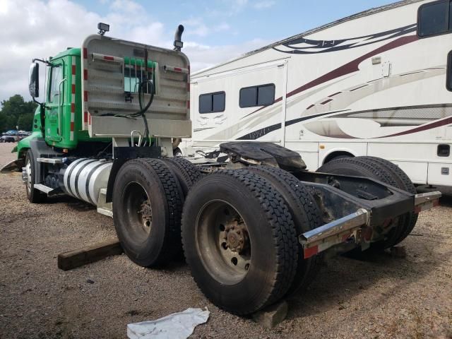 2012 Mack 600 CXU600