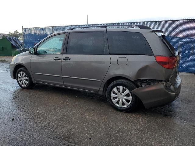 2005 Toyota Sienna CE