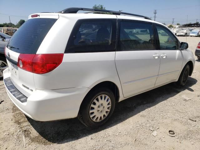 2010 Toyota Sienna CE