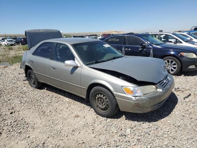 1999 Toyota Camry LE