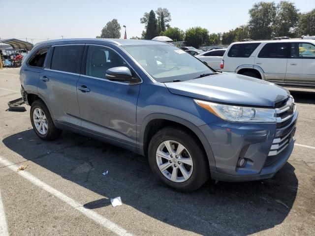 2018 Toyota Highlander SE