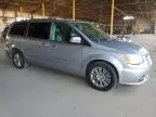 2014 Chrysler Town & Country Touring L