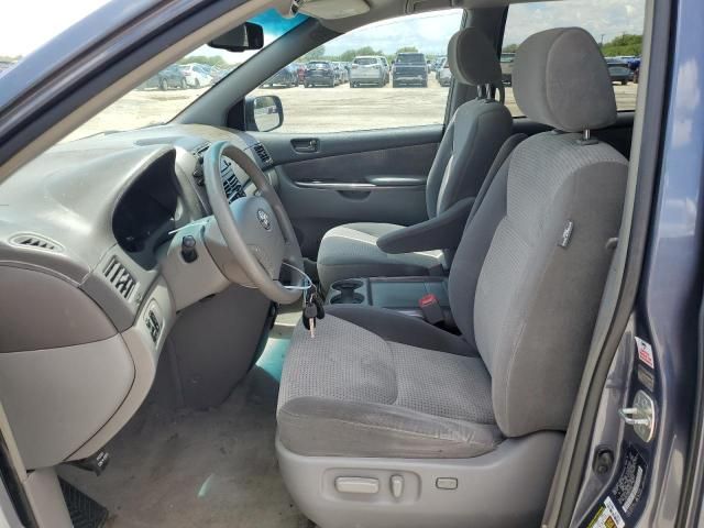 2008 Toyota Sienna CE