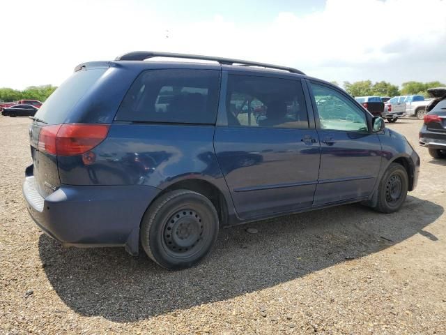 2005 Toyota Sienna CE