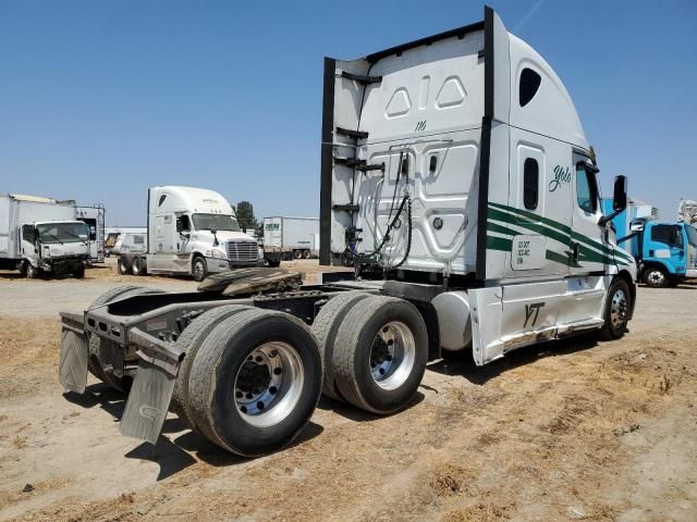 2021 Freightliner Cascadia 126