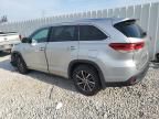 2017 Toyota Highlander SE