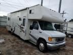 2004 Ford Econoline E450 Super Duty Cutaway Van