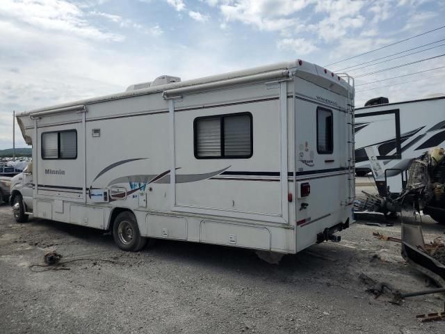 2005 Ford Econoline E450 Super Duty Cutaway Van