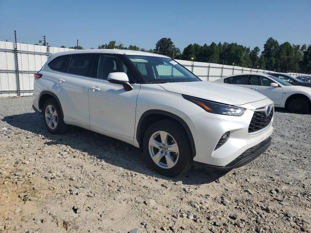 2022 Toyota Highlander Hybrid LE