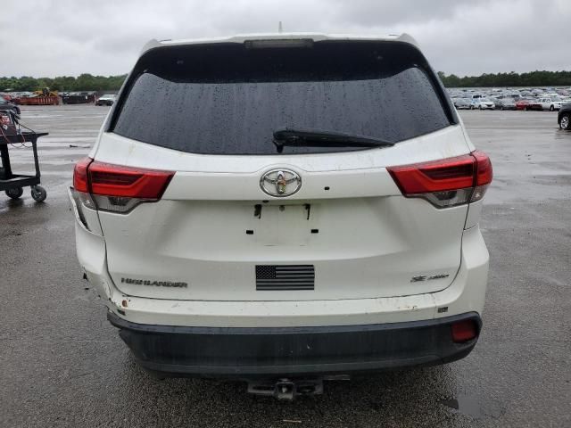 2018 Toyota Highlander SE