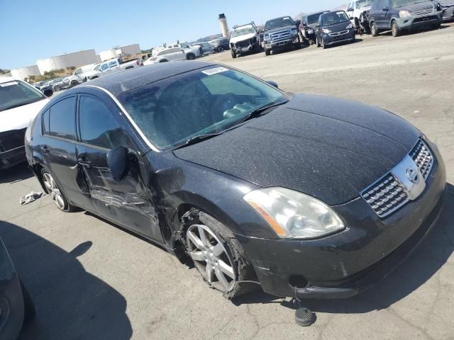 2005 Nissan Maxima SE