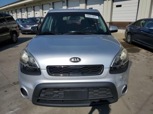 2013 KIA Soul +