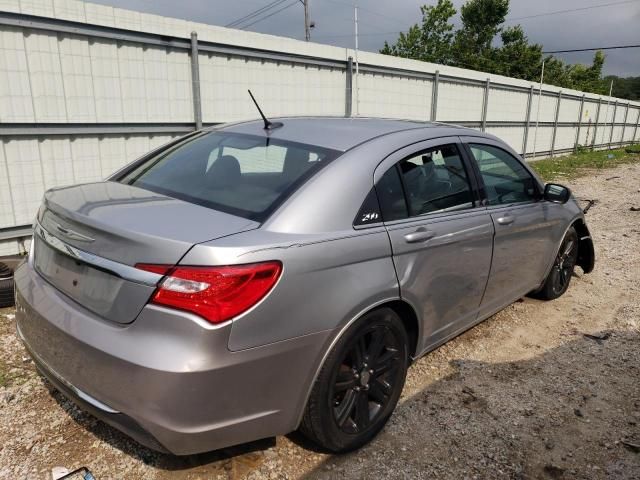 2013 Chrysler 200 Touring