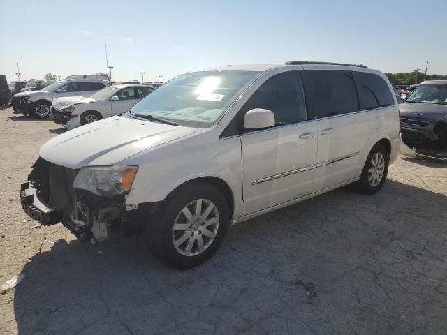 2013 Chrysler Town & Country Touring