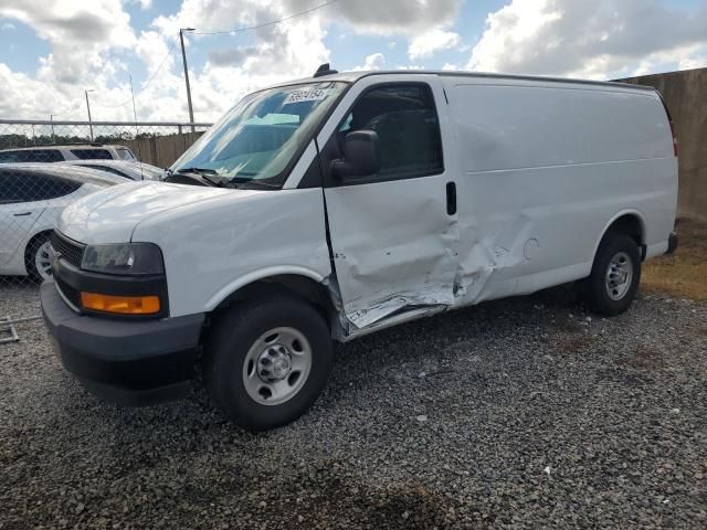 2020 Chevrolet Express G2500