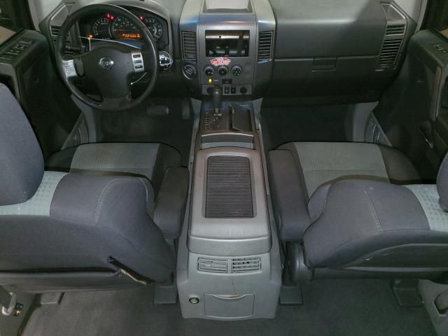 2004 Nissan Titan XE