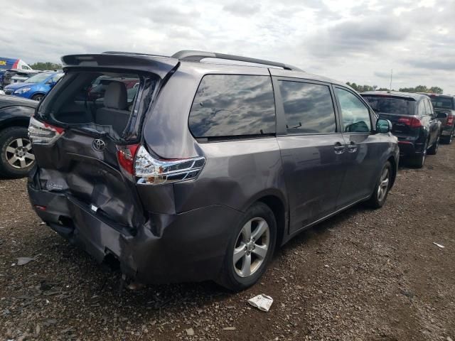 2011 Toyota Sienna LE