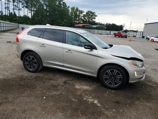 2017 Volvo XC60 T5 Dynamic