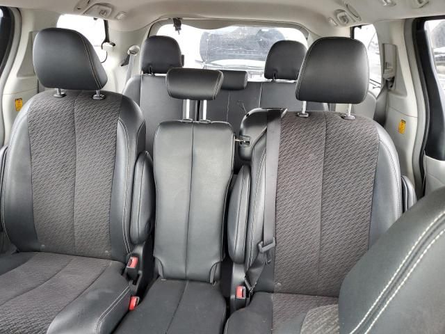 2011 Toyota Sienna Sport