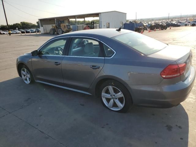 2013 Volkswagen Passat SE